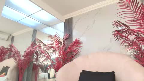 Melanie online show from 23, 9, 2025