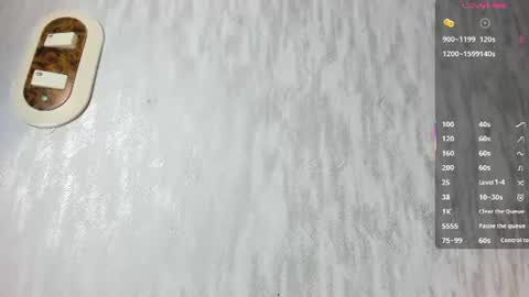 Snapshot of melanierioss_ chatting on 20, 6, 2026 online show from 20, 6, 2026