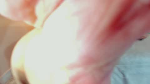 Melanie Roux online show from 5, 1, 2026