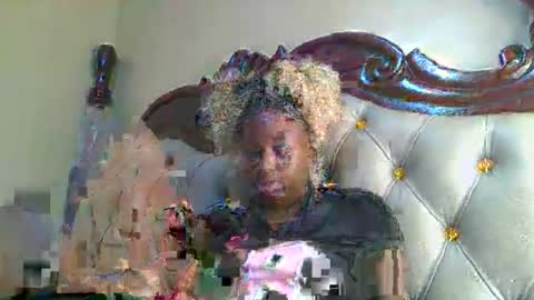 Snapshot of melaninblue chatting on 19, 5, 2026 melaninblue online show from 19, 5, 2026