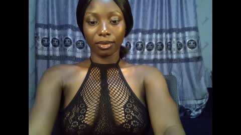 Snapshot of melanine_floral chatting on 12, 1, 2025 Praiz online show from 12, 1, 2025