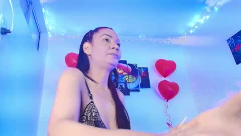 melannia_hills online show from 3, 10, 2025