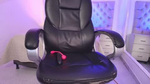 MelanyLuv online show from 26, 2, 2025