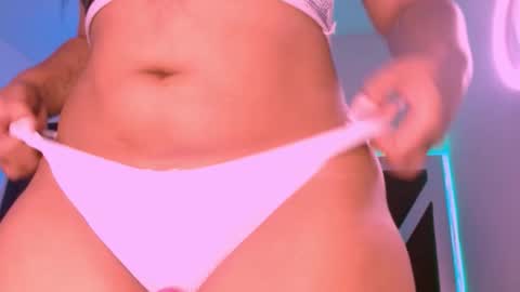 melany tylor online show from 25, 2, 2026