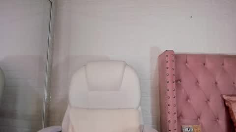 Snapshot of melanyharris chatting on 8, 3, 2025 MELANYHARRIS online show from 8, 3, 2025