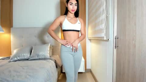 Melany online show from 28, 4, 2026