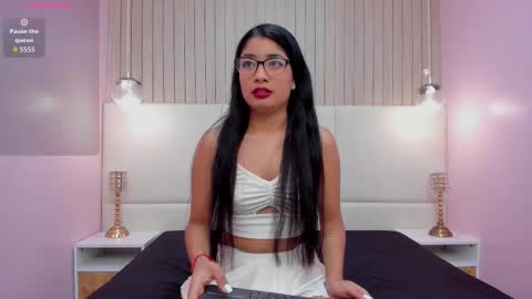 Melany online show from 2, 2, 2026