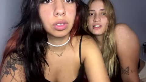 Valentina y Melissa online show from 15, 4, 2026