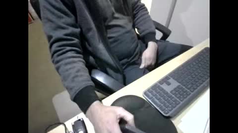 melbguy_075 online show from 15, 5, 2026