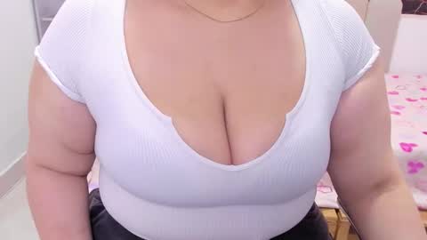 Snapshot of meliisa_sweet chatting on 20, 10, 2025 melisa online show from 20, 10, 2025