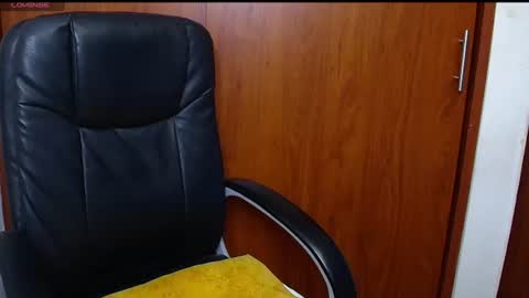 Snapshot of melika_sweet chatting on 10, 7, 2026 eli online show from 10, 7, 2026