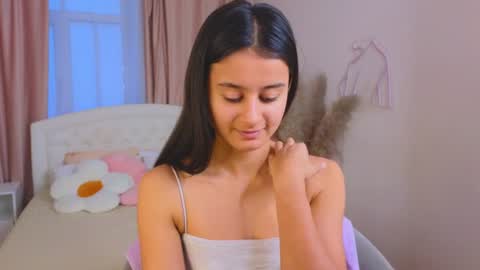 Victoria online show from 6, 12, 2024