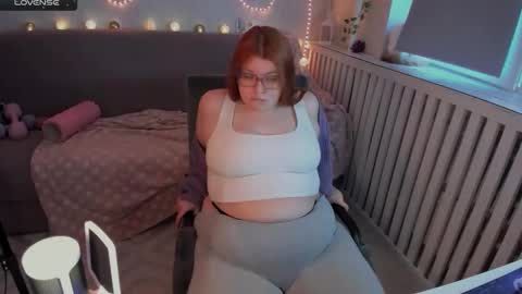 Snapshot of melissa_purr chatting on 17, 11, 2025 melissa_purr online show from 17, 11, 2025