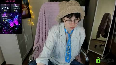 Melissa online show from 3, 10, 2025