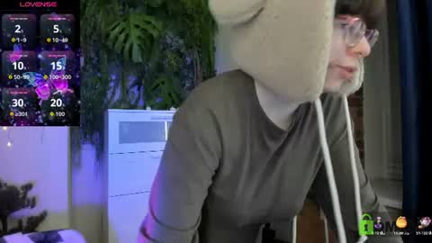 Snapshot of melissa_wells chatting on 25, 7, 2026 Melissa online show from 25, 7, 2026