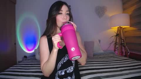 Melissa Lopez  online show from 19, 2, 2025