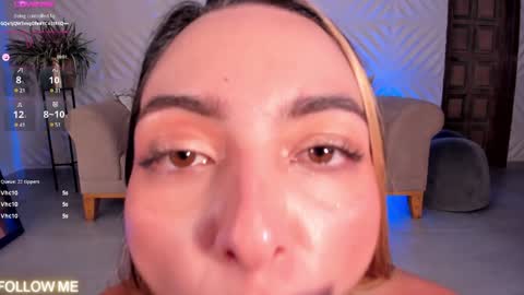 Snapshot of melissamoore_ chatting on 16, 1, 2025 Call me Meli online show from 16, 1, 2025