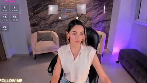 Snapshot of melissamoore_ chatting on 17, 9, 2025 Call me Meli online show from 17, 9, 2025