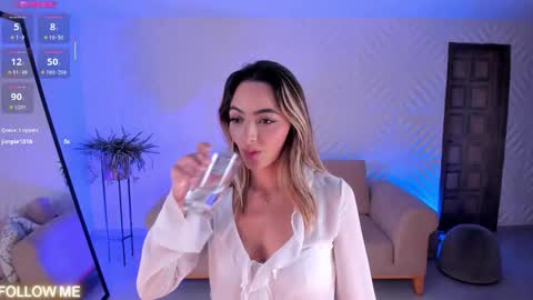 Snapshot of melissamoore_ chatting on 27, 9, 2025 Call me Meli online show from 27, 9, 2025