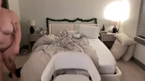 melkteeth online show from 17, 12, 2025