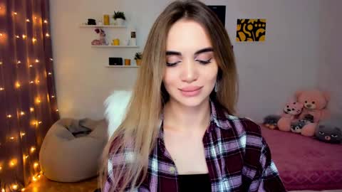 Tessa online show from 6, 12, 2024