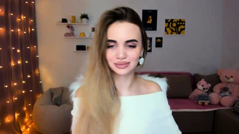 Tessa online show from 20, 12, 2024