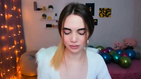 Tessa online show from 13, 2, 2025