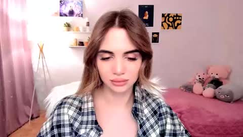 Tessa online show from 23, 2, 2025