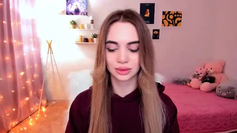 Tessa online show from 28, 2, 2025