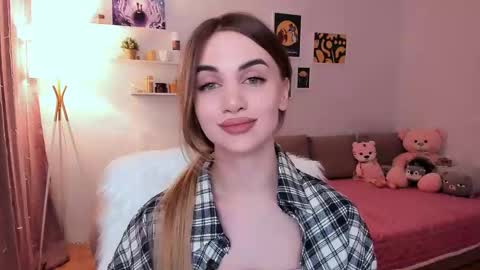 Tessa online show from 6, 3, 2025