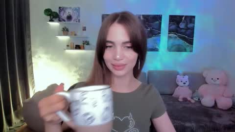 Tessa online show from 19, 9, 2025