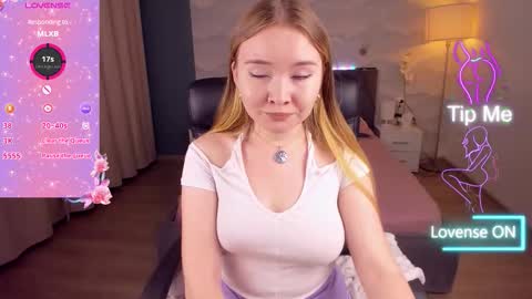 Snapshot of mellisa_nets chatting on 31, 10, 2025 Mellisa online show from 31, 10, 2025