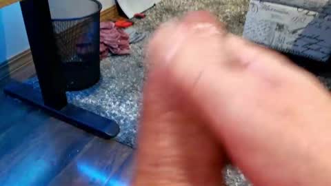 mellomike online show from 11, 5, 2026