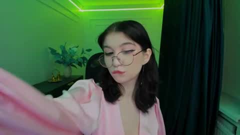 mellsawertyq online show from 24, 9, 2025