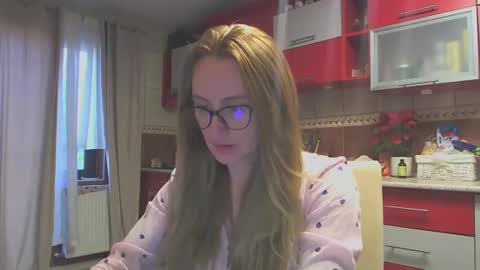 Snapshot of melly_rosey chatting on 20, 1, 2025 Melly online show from 20, 1, 2025