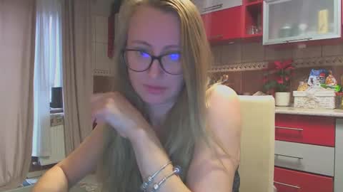 Snapshot of melly_rosey chatting on 22, 1, 2025 Melly online show from 22, 1, 2025