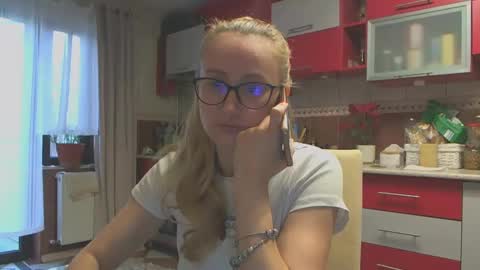 Snapshot of melly_rosey chatting on 13, 2, 2025 Melly online show from 13, 2, 2025