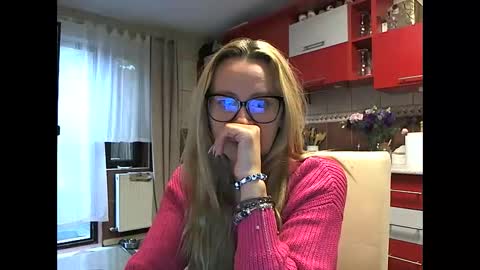 Snapshot of melly_rosey chatting on 29, 9, 2025 Melly online show from 29, 9, 2025