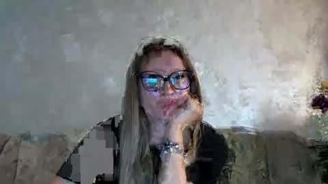 Melly online show from 21, 7, 2026