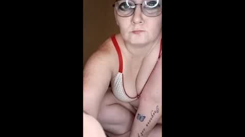 Snapshot of mellyjellygoddess420 chatting on 30, 5, 2026 mellyjellygoddess420 online show from 30, 5, 2026