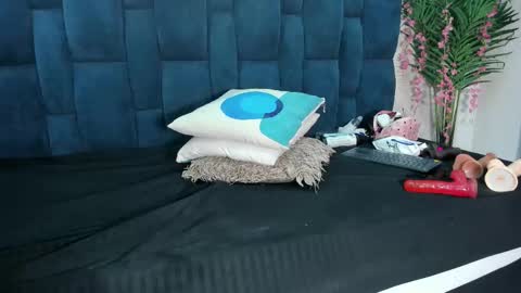 Snapshot of meloddy_megann chatting on 20, 11, 2025 Melody online show from 20, 11, 2025