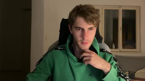 Snapshot of melodicass chatting on 5, 11, 2025 Melodicass online show from 5, 11, 2025