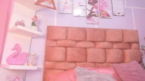 Hi i am melody  online show from 25, 6, 2026