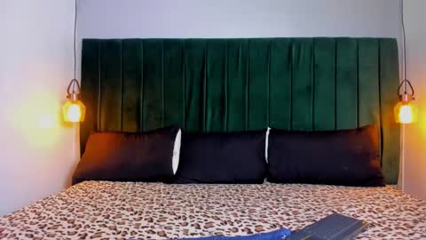 melody_kener online show from 5, 11, 2025