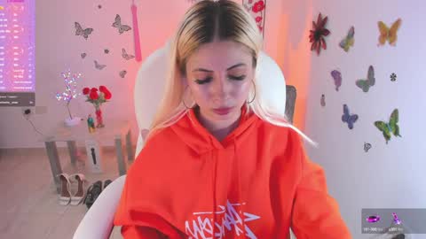 melody_starr online show from 4, 1, 2025