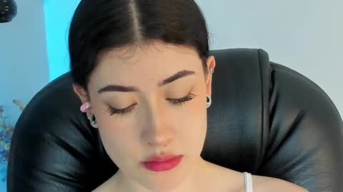 Snapshot of melody_suarez chatting on 23, 1, 2025 MELODY online show from 23, 1, 2025