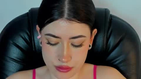 Snapshot of melody_suarez chatting on 2, 2, 2025 MELODY online show from 2, 2, 2025