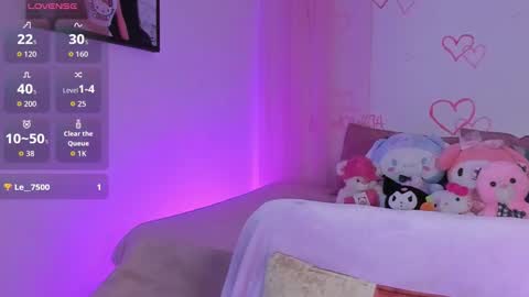 Snapshot of melody_suarez chatting on 19, 11, 2025 MELODY online show from 19, 11, 2025