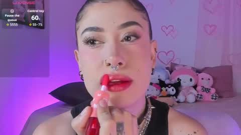 Snapshot of melody_suarez chatting on 23, 11, 2025 MELODY online show from 23, 11, 2025