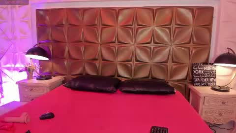 Snapshot of melodyblazze chatting on 11, 7, 2026 online show from 11, 7, 2026